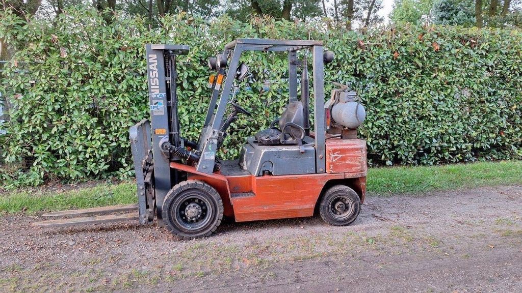 Frontstapler del tipo Nissan UJ02A25U, Gebrauchtmaschine en Antwerpen (Imagen 2)