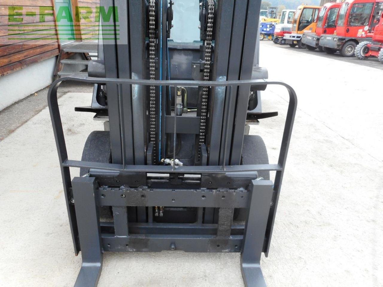 Frontstapler tipa Nissan y1d2a25q triplex 5,25m, Gebrauchtmaschine u ST. NIKOLAI/DR. (Slika 13)