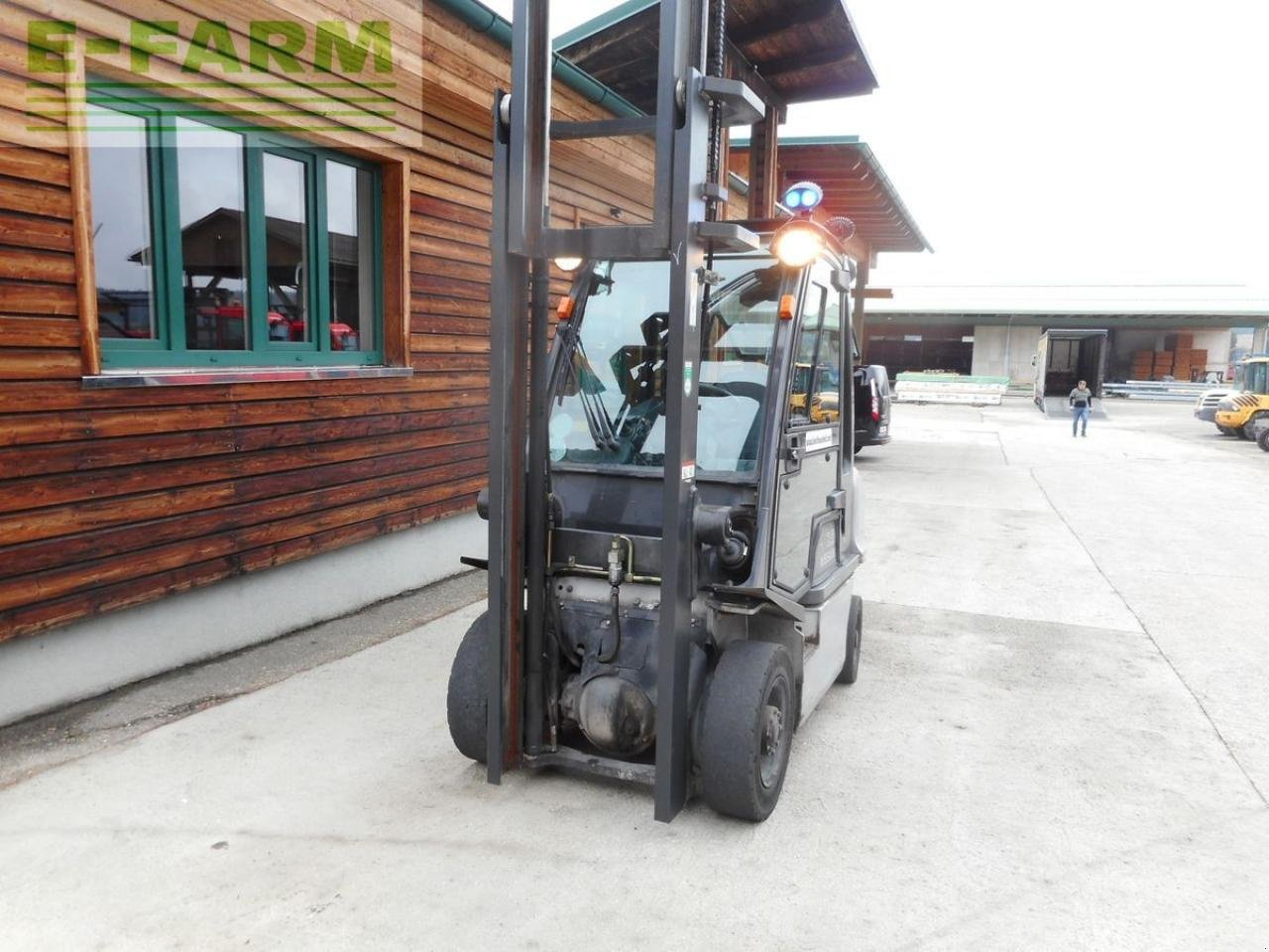 Frontstapler des Typs Nissan y1d2a25q triplex 5,25m, Gebrauchtmaschine in ST. NIKOLAI/DR. (Bild 18)