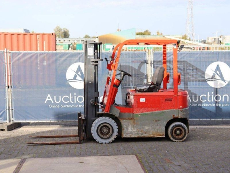 Frontstapler of the type Sonstige Artison FB 25, Gebrauchtmaschine in Antwerpen (Picture 1)