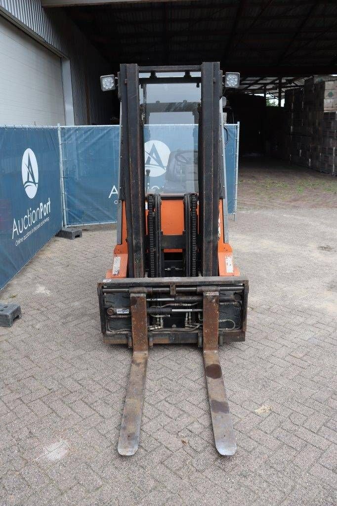 Frontstapler typu Sonstige Ata R30N, Gebrauchtmaschine w Antwerpen (Zdjęcie 8)