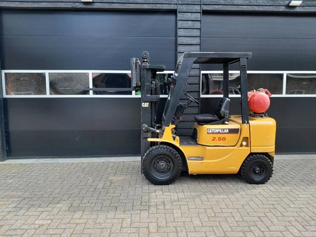 Frontstapler des Typs Sonstige Cat GP 25 K heftruck LPG freelift triplex sideshift, Gebrauchtmaschine in Ederveen (Bild 8)