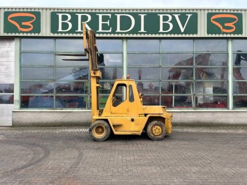 Frontstapler van het type Sonstige Cat V 70 D, Gebrauchtmaschine in Roosendaal (Foto 2)