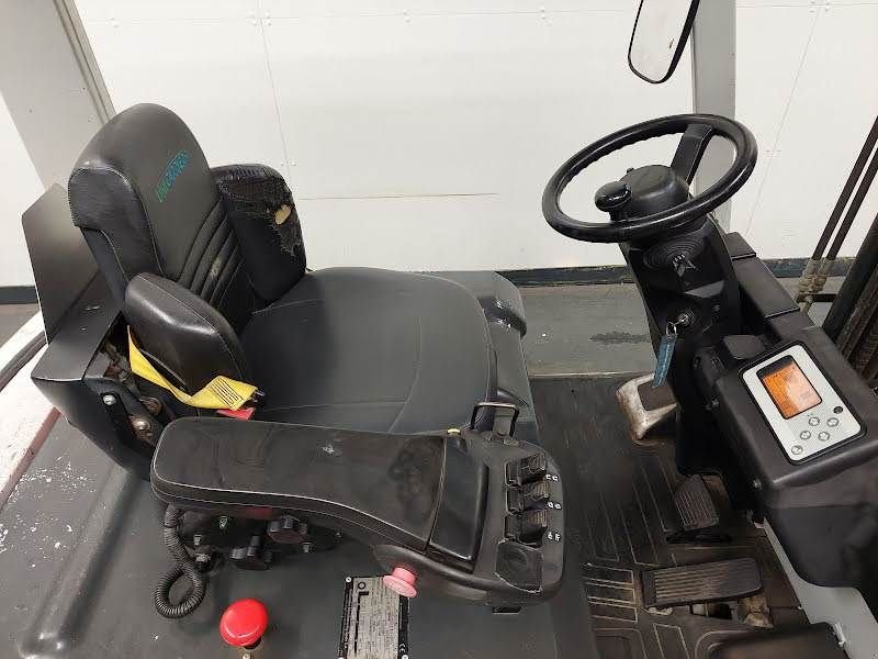 Frontstapler typu Sonstige UniCarriers AG1N1L16Q, Gebrauchtmaschine w Waregem (Zdjęcie 7)