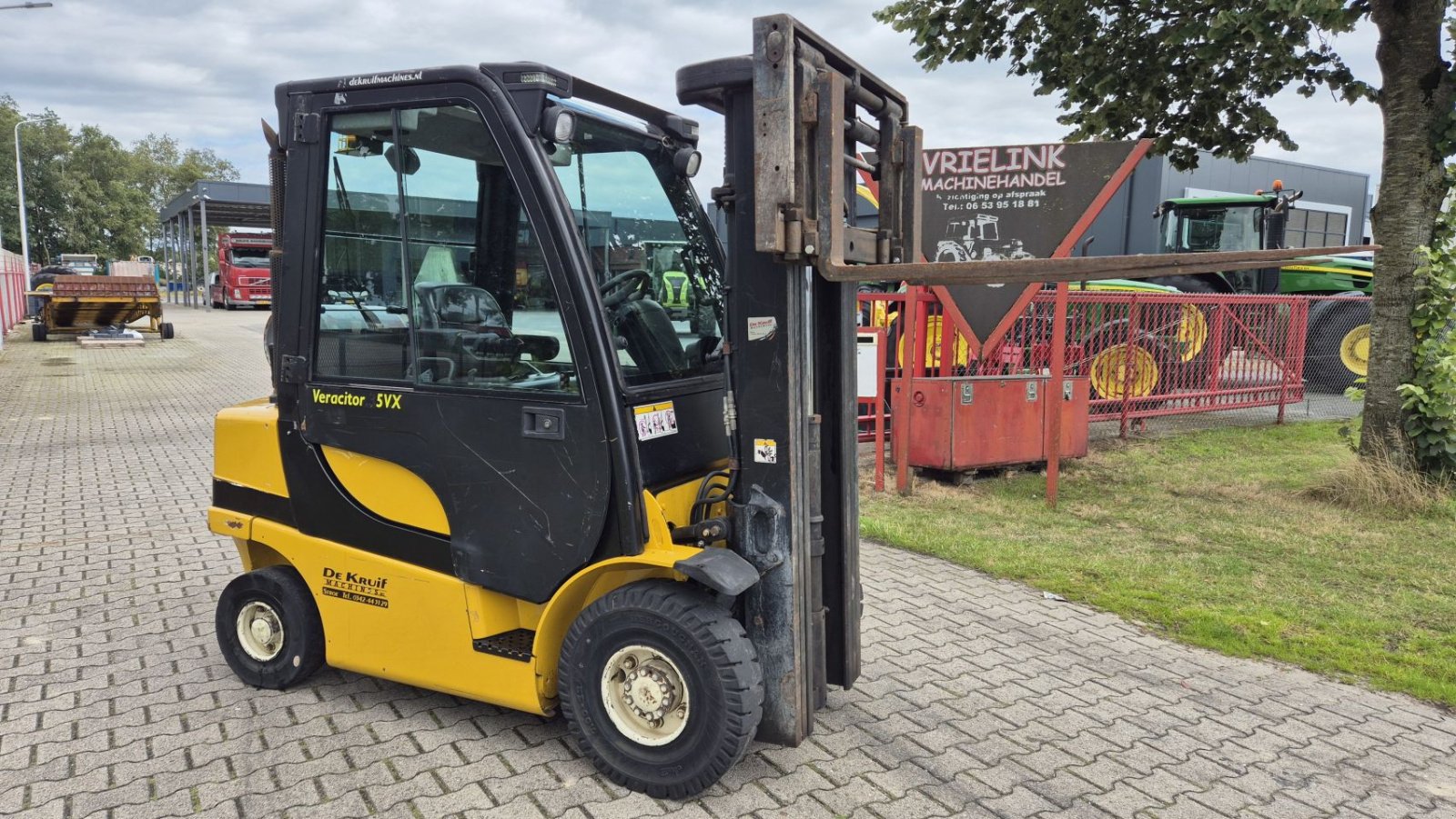 Frontstapler tip Sonstige YALE GLP 25 VX LPG Heftruck 2.5 ton, Gebrauchtmaschine in Schoonebeek (Poză 1)