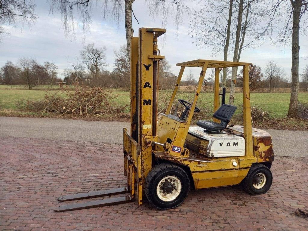 Frontstapler of the type Sonstige Yam FD25, Gebrauchtmaschine in Antwerpen (Picture 1)