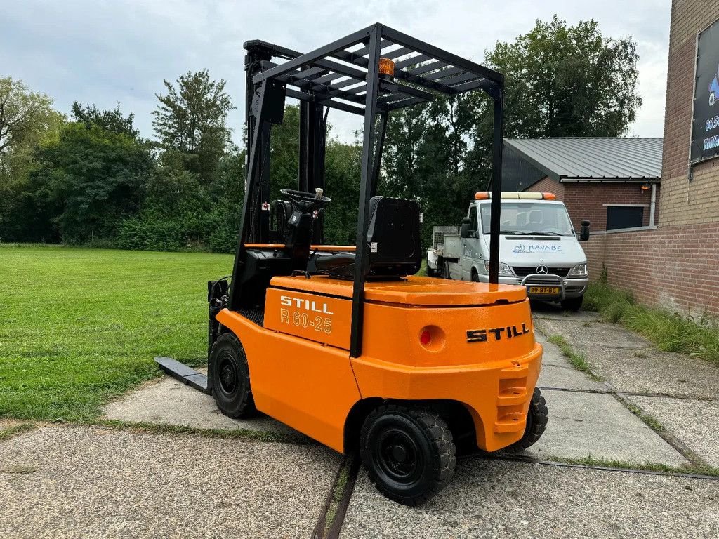 Frontstapler typu Still 2500KG heftruck elektrisch 4M sideshift vorkversteller, Gebrauchtmaschine w Hoenzadriel (Zdjęcie 5)