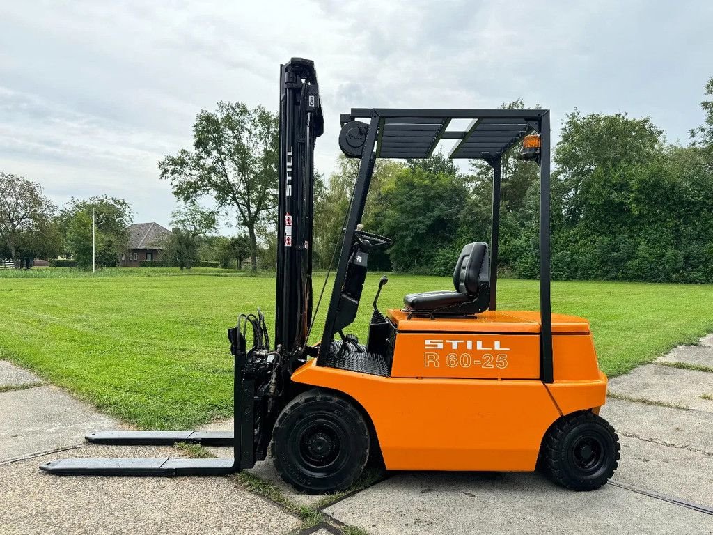 Frontstapler van het type Still 2500KG heftruck elektrisch 4M sideshift vorkversteller, Gebrauchtmaschine in Hoenzadriel (Foto 3)