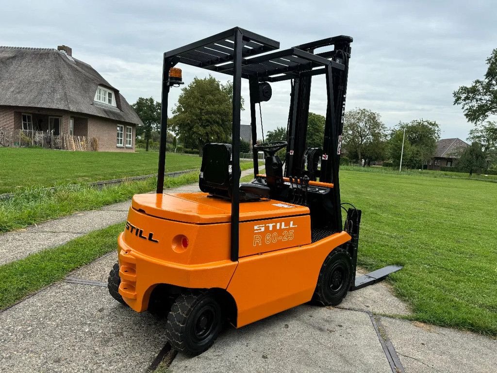 Frontstapler van het type Still 2500KG heftruck elektrisch 4M sideshift vorkversteller, Gebrauchtmaschine in Hoenzadriel (Foto 7)