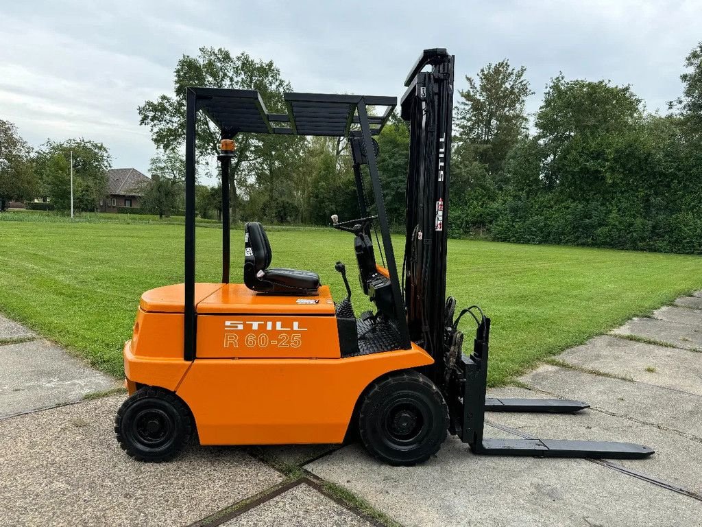 Frontstapler van het type Still 2500KG heftruck elektrisch 4M sideshift vorkversteller, Gebrauchtmaschine in Hoenzadriel (Foto 4)