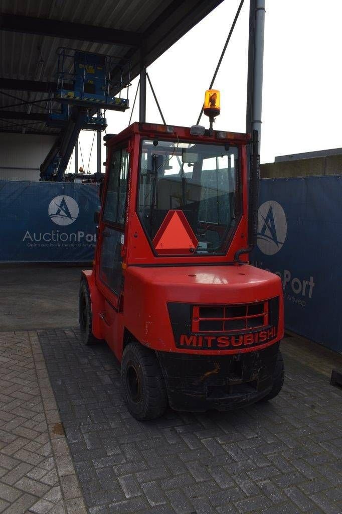 Frontstapler van het type TCM FD 35, Gebrauchtmaschine in Antwerpen (Foto 4)