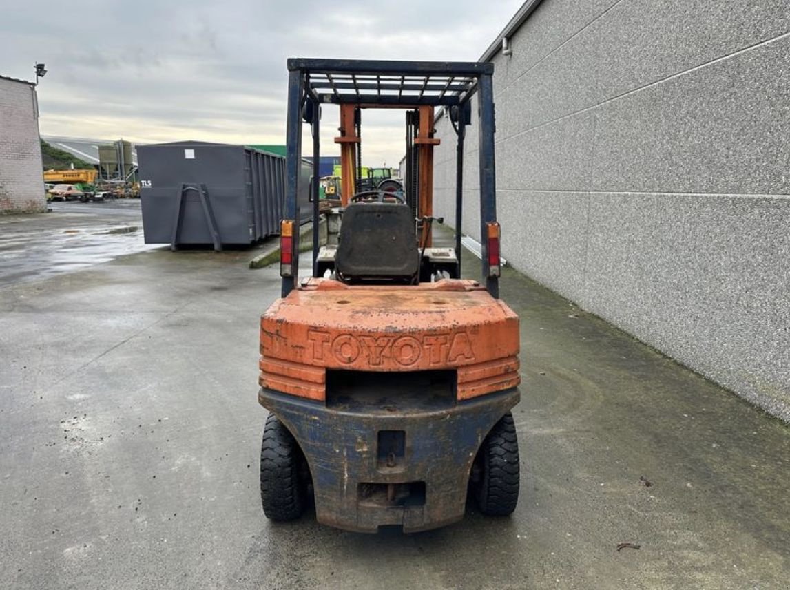 Frontstapler van het type Toyota 02-5FDF25, Gebrauchtmaschine in Oldenzaal (Foto 3)