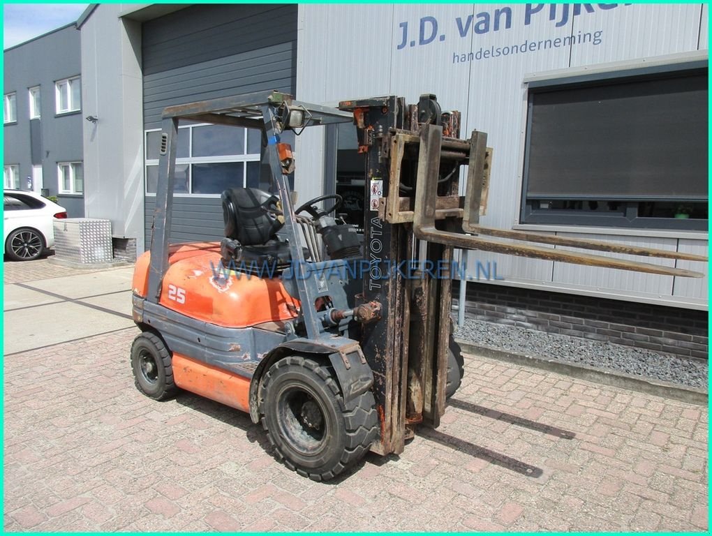 Frontstapler typu Toyota 02-6FD25, Gebrauchtmaschine v IJsselmuiden (Obrázek 8)