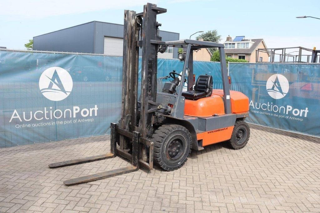 Frontstapler van het type Toyota 02-6FD40, Gebrauchtmaschine in Antwerpen (Foto 9)