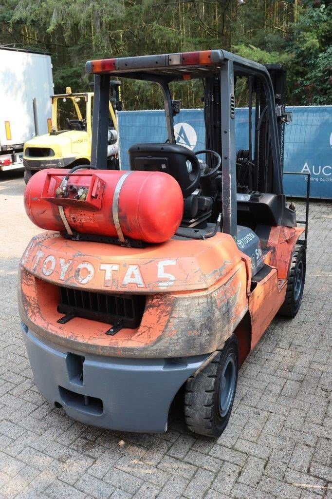 Frontstapler of the type Toyota 02-7FG35, Gebrauchtmaschine in Antwerpen (Picture 5)