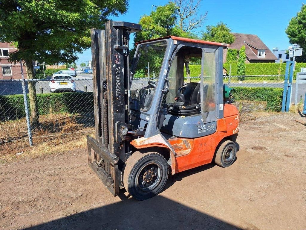 Frontstapler des Typs Toyota 02-7FGF30, Gebrauchtmaschine in Antwerpen (Bild 3)