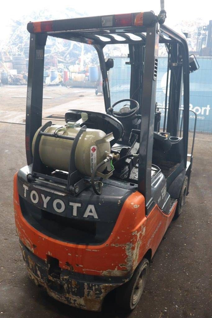 Frontstapler от тип Toyota 02-8FDF15, Gebrauchtmaschine в Antwerpen (Снимка 5)