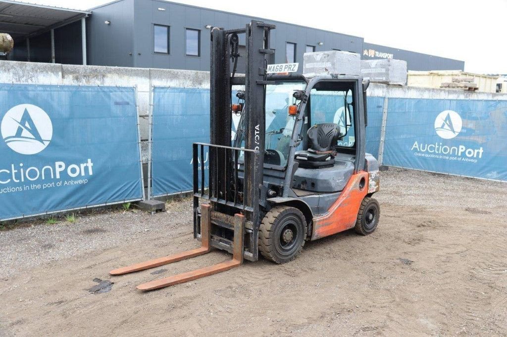 Frontstapler del tipo Toyota 02-8FDF20, Gebrauchtmaschine en Antwerpen (Imagen 9)