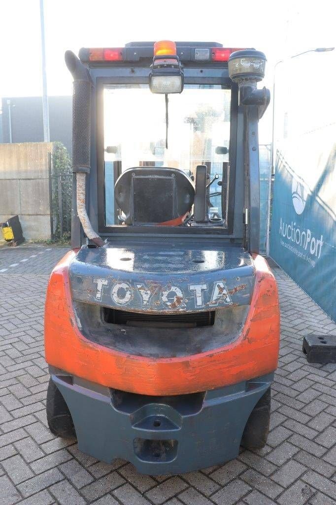 Frontstapler del tipo Toyota 02-8FDF25, Gebrauchtmaschine en Antwerpen (Imagen 4)