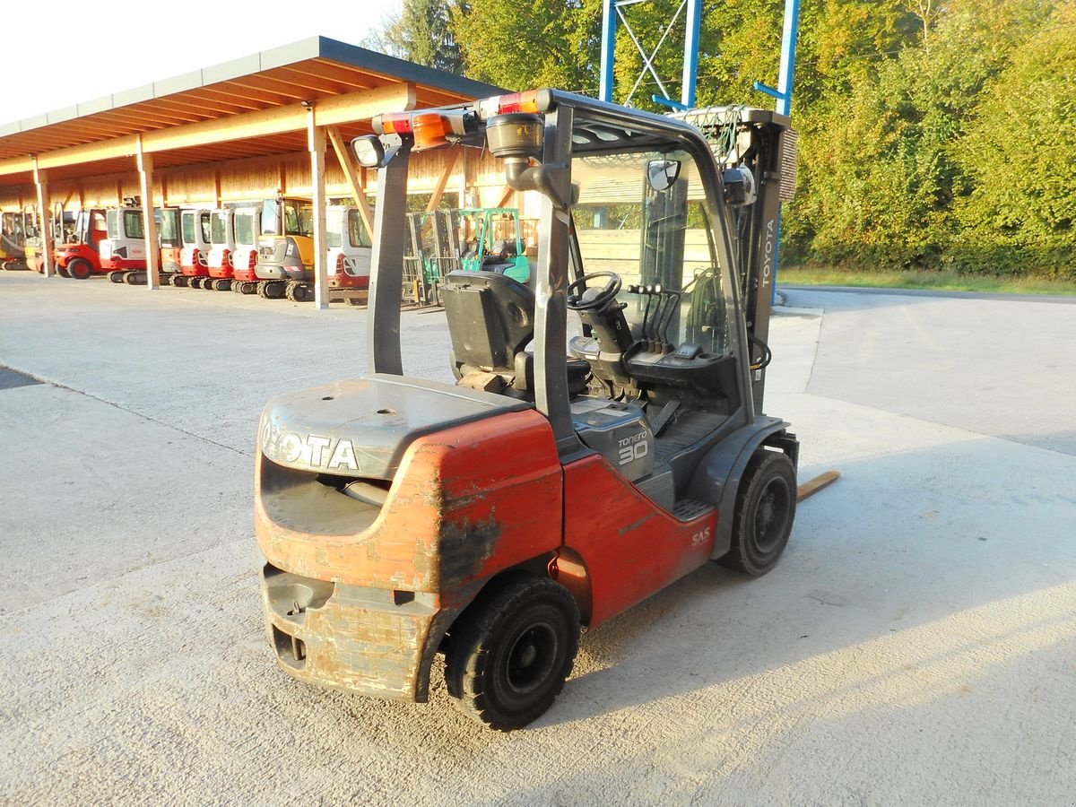 Frontstapler typu Toyota 02-8FDF30 Triplex 4,7m + SS  + 4. Kreis, Gebrauchtmaschine v St. Nikolai ob Draßling (Obrázok 4)