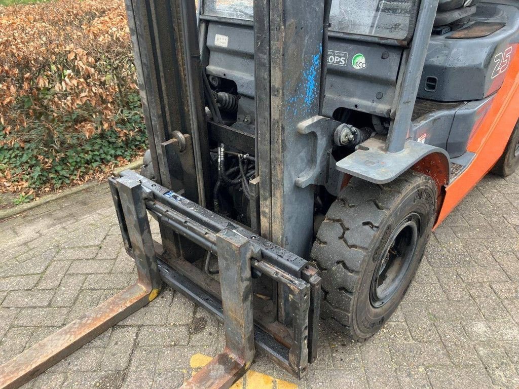 Frontstapler Türe ait Toyota 02-8FG25, Gebrauchtmaschine içinde Antwerpen (resim 9)