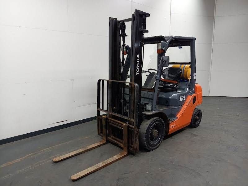 Frontstapler del tipo Toyota 02-8FGF20, Gebrauchtmaschine In Waregem (Immagine 2)