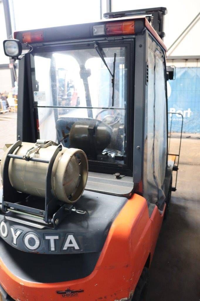 Frontstapler a típus Toyota 02-8FGF25, Gebrauchtmaschine ekkor: Antwerpen (Kép 5)