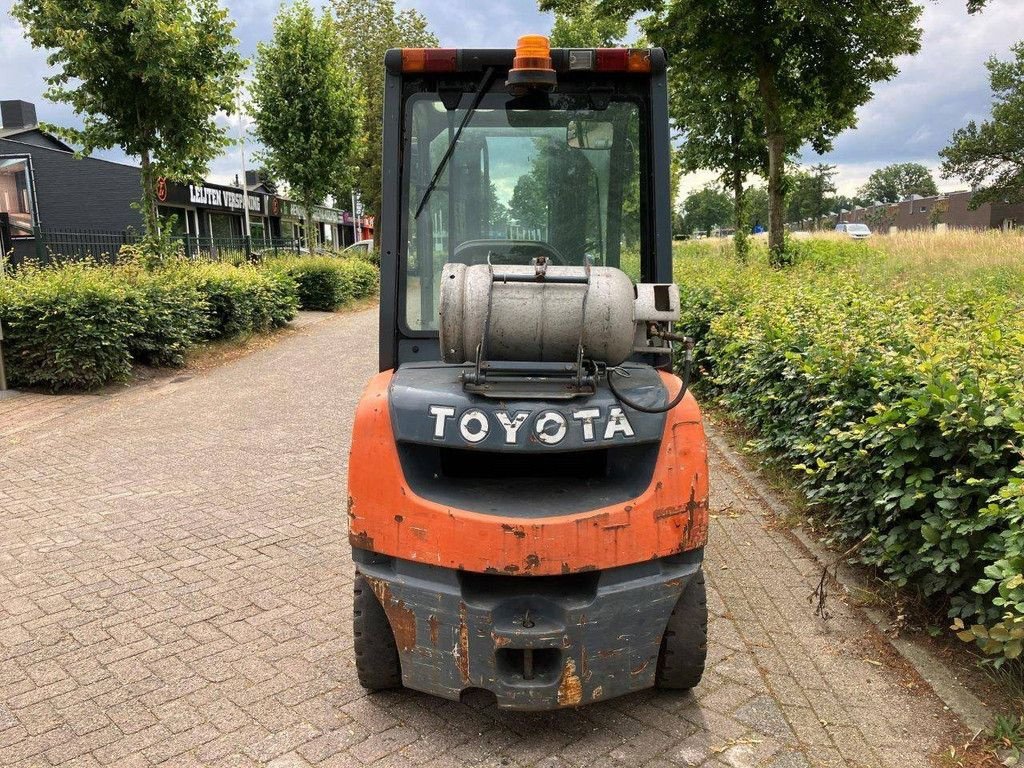 Frontstapler от тип Toyota 02-8FGF25, Gebrauchtmaschine в Antwerpen (Снимка 4)