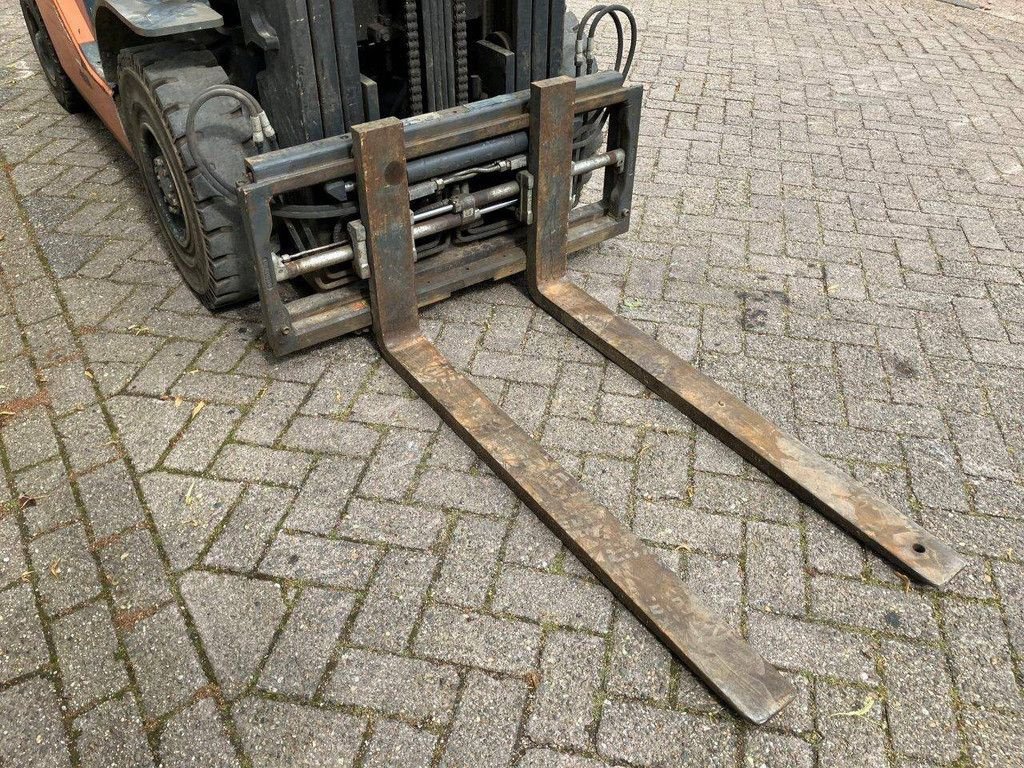 Frontstapler van het type Toyota 02-8FGF25, Gebrauchtmaschine in Antwerpen (Foto 8)