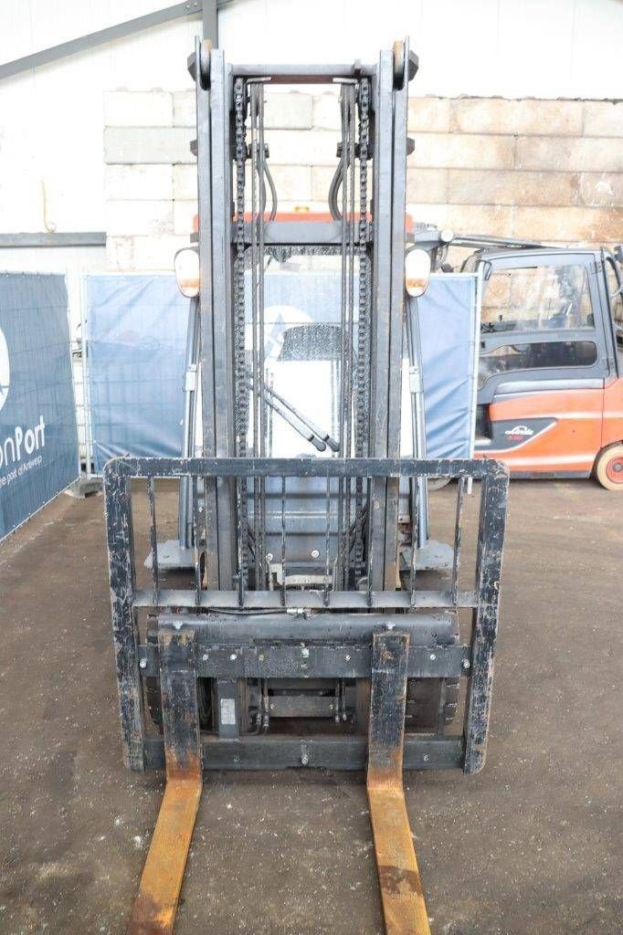 Frontstapler typu Toyota 02-8FGF30, Gebrauchtmaschine w Antwerpen (Zdjęcie 8)