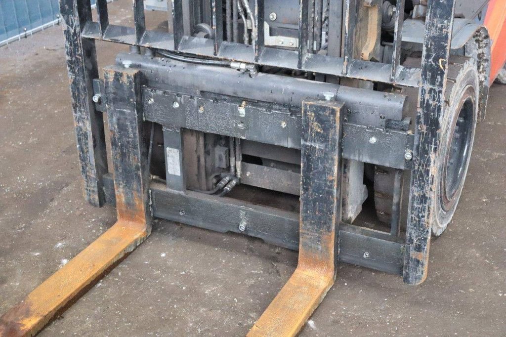 Frontstapler typu Toyota 02-8FGF30, Gebrauchtmaschine w Antwerpen (Zdjęcie 11)