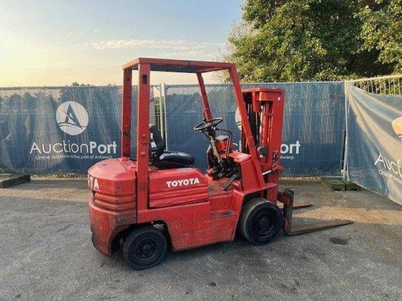 Frontstapler del tipo Toyota 025FDF15, Gebrauchtmaschine en Antwerpen (Imagen 3)