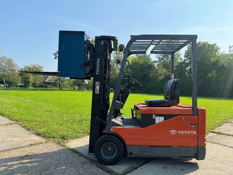 Frontstapler van het type Toyota 1500KG elektrische heftruck triplex 4.3M + freelift, Gebrauchtmaschine in Hoenzadriel (Foto 1)