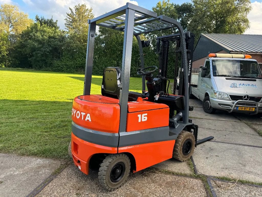 Frontstapler tipa Toyota 1600KG elektrische heftruck sideshift doorkijkmast, Gebrauchtmaschine u Hoenzadriel (Slika 11)