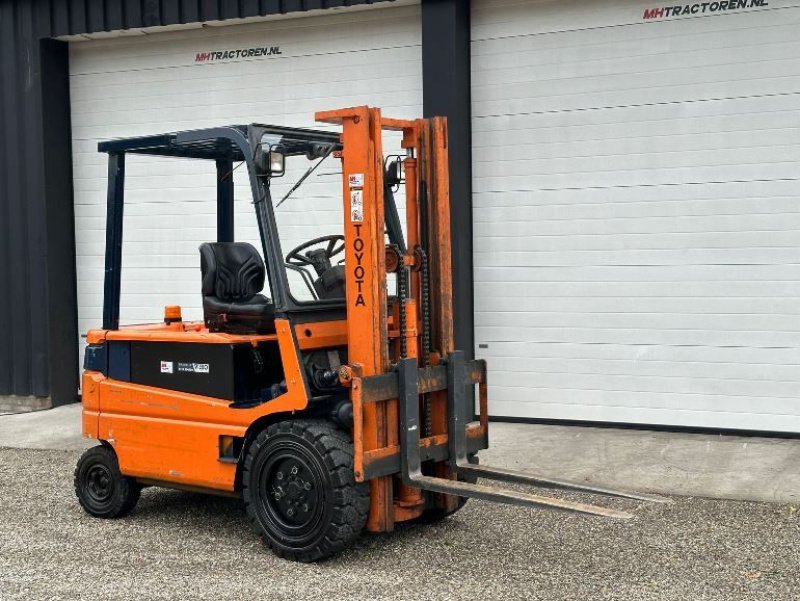 Frontstapler a típus Toyota 3.5 TON, Gebrauchtmaschine ekkor: Linde (dr) (Kép 9)