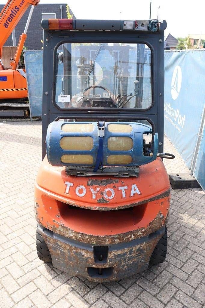 Frontstapler tipa Toyota 42-7FGF25, Gebrauchtmaschine u Antwerpen (Slika 4)