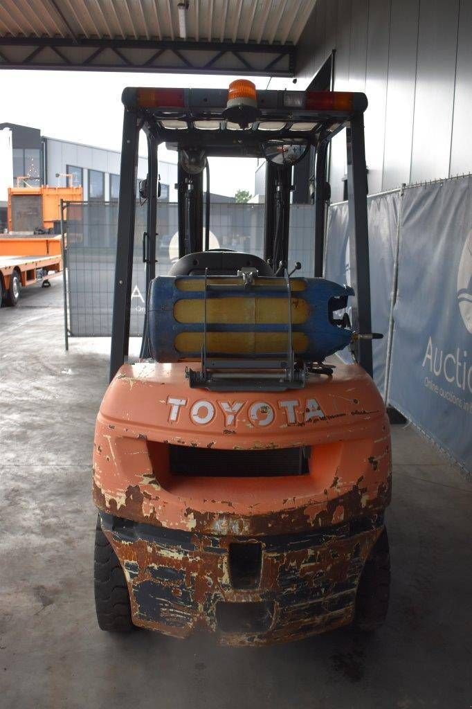 Frontstapler del tipo Toyota 42-7FGF25, Gebrauchtmaschine en Antwerpen (Imagen 5)