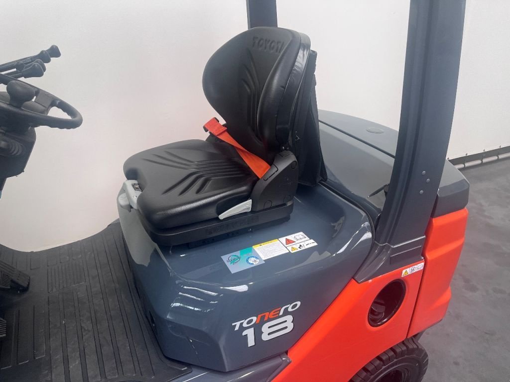 Frontstapler del tipo Toyota 42-8 FDF 18, Neumaschine en Culemborg (Imagen 3)