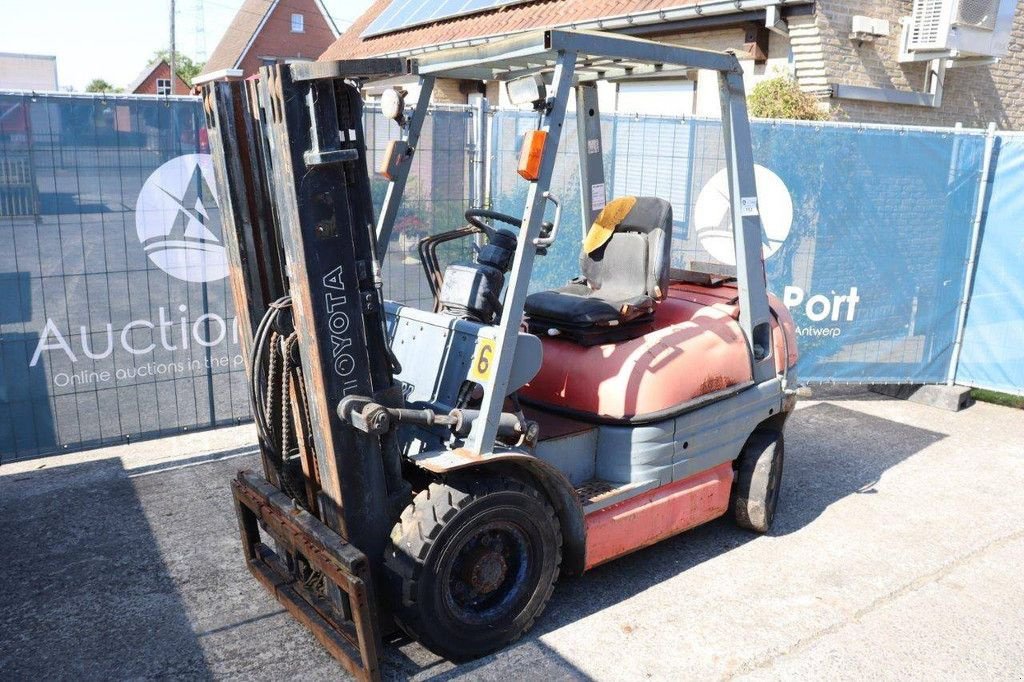 Frontstapler van het type Toyota 426FGF25, Gebrauchtmaschine in Antwerpen (Foto 8)