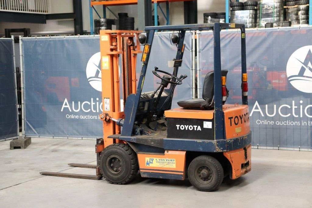 Frontstapler del tipo Toyota 4FBL15, Gebrauchtmaschine In Antwerpen (Immagine 3)