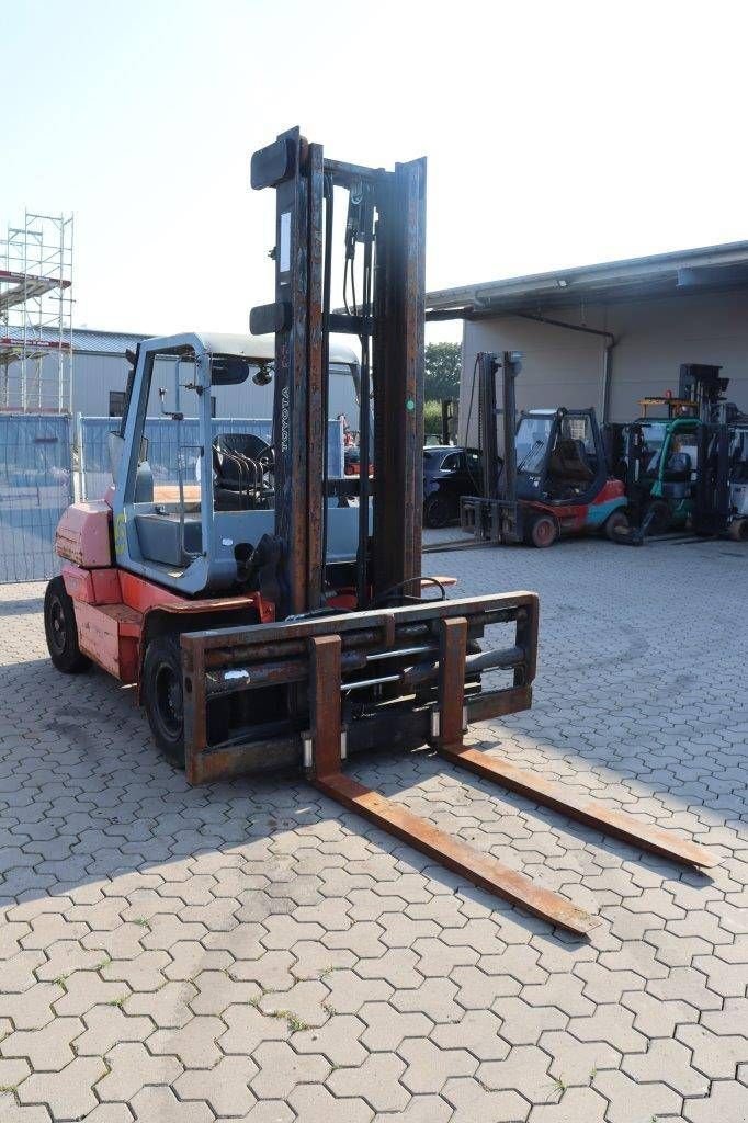 Frontstapler typu Toyota 50-5FD60, Gebrauchtmaschine v Antwerpen (Obrázok 9)