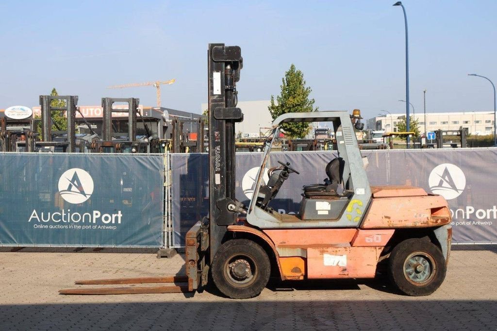 Frontstapler of the type Toyota 50-5FD60, Gebrauchtmaschine in Antwerpen (Picture 2)