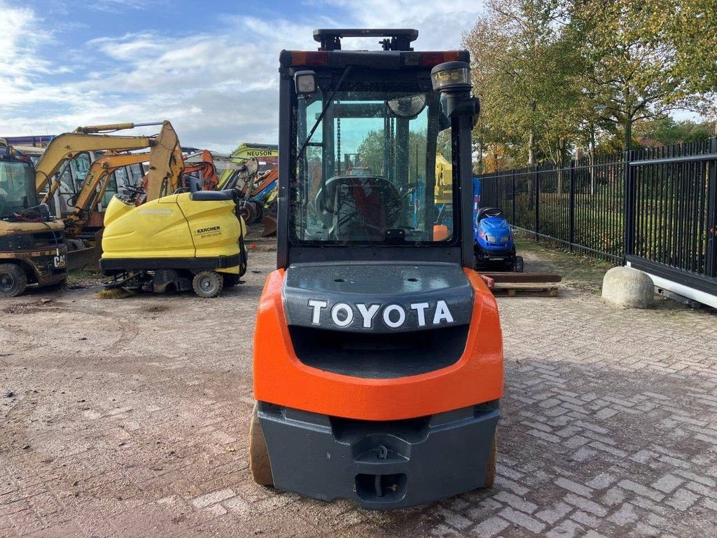 Frontstapler of the type Toyota 52-8FDF30, Gebrauchtmaschine in Antwerpen (Picture 4)