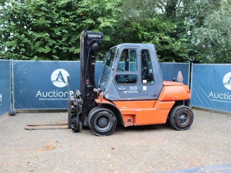 Frontstapler tip Toyota 5FD50, Gebrauchtmaschine in Antwerpen (Poză 1)