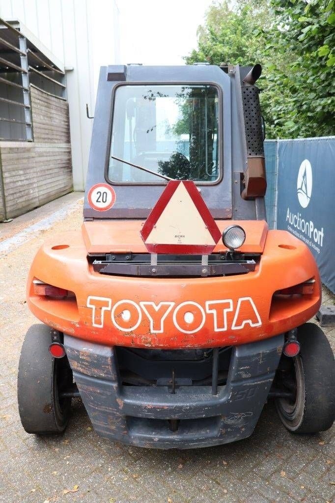 Frontstapler typu Toyota 5FD50, Gebrauchtmaschine w Antwerpen (Zdjęcie 4)