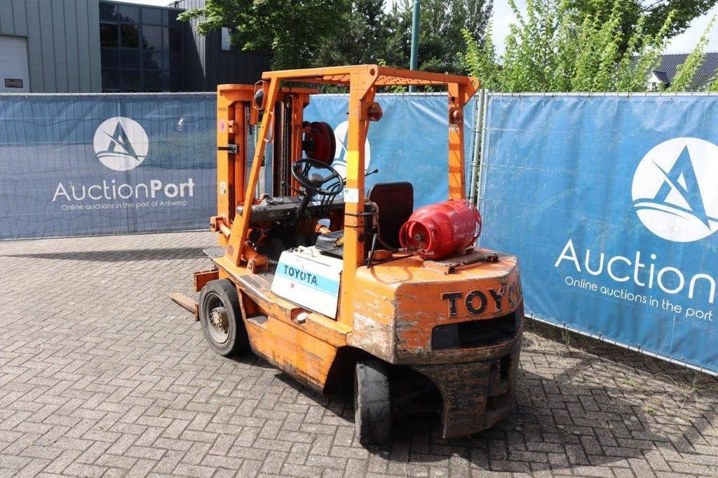 Frontstapler typu Toyota 62-4FG25, Gebrauchtmaschine w Antwerpen (Zdjęcie 3)