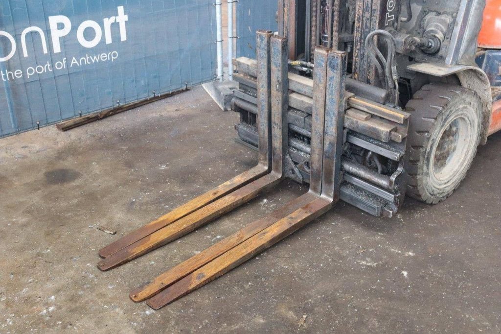 Frontstapler tipa Toyota 62-6FDF30, Gebrauchtmaschine u Antwerpen (Slika 10)