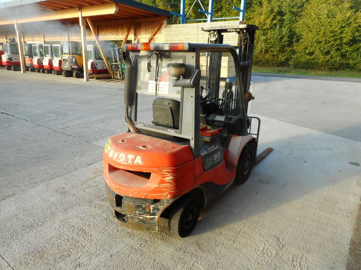 Frontstapler typu Toyota 62-7FDF25 Triplex 5,5m + SS, Gebrauchtmaschine w St. Nikolai ob Draßling (Zdjęcie 4)