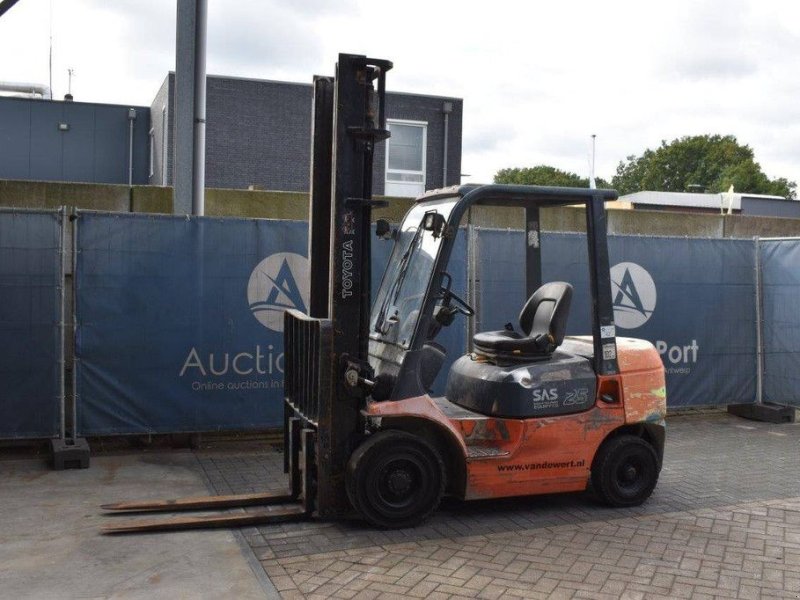 Frontstapler Türe ait Toyota 62-7FDF25, Gebrauchtmaschine içinde Antwerpen (resim 1)