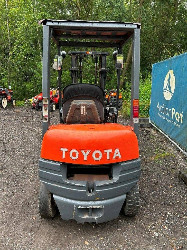 Frontstapler of the type Toyota 6FD10, Gebrauchtmaschine in Antwerpen (Picture 4)